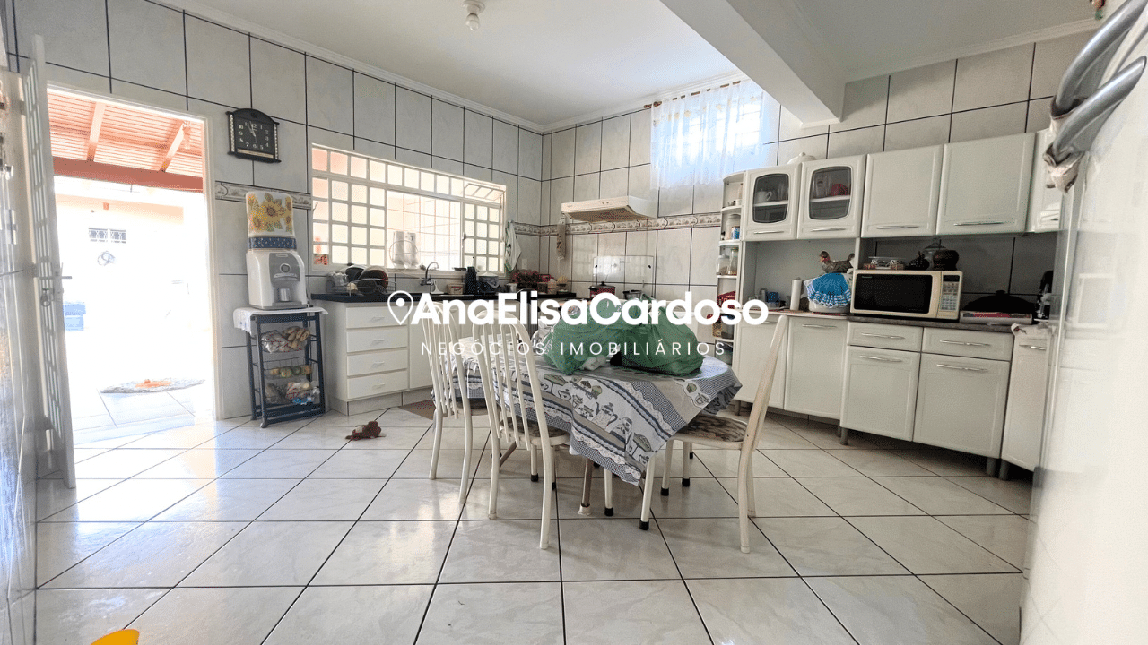 Sobrado com quintal – Jardim Bom Clima – Votuporanga