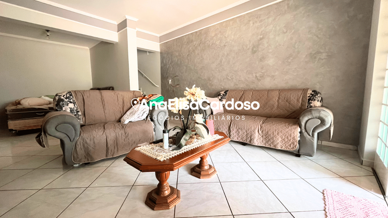 Sobrado com quintal – Jardim Bom Clima – Votuporanga